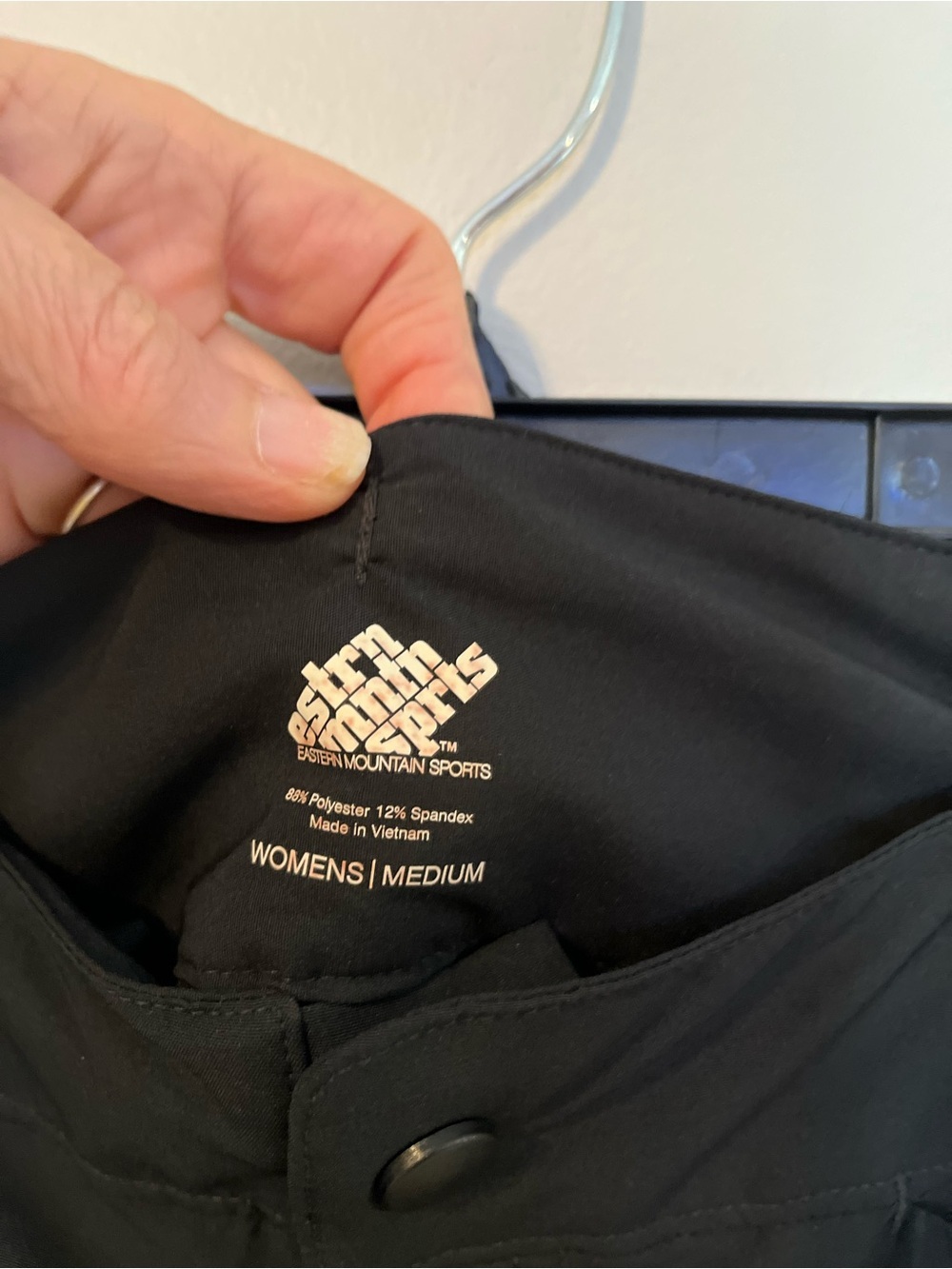 Eastern Mountain Sports Black Cropped Hiking Pants - Picture 2 of 6